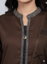 Sophisticated Brown Embellished 3-Piece Suit - Image 2
