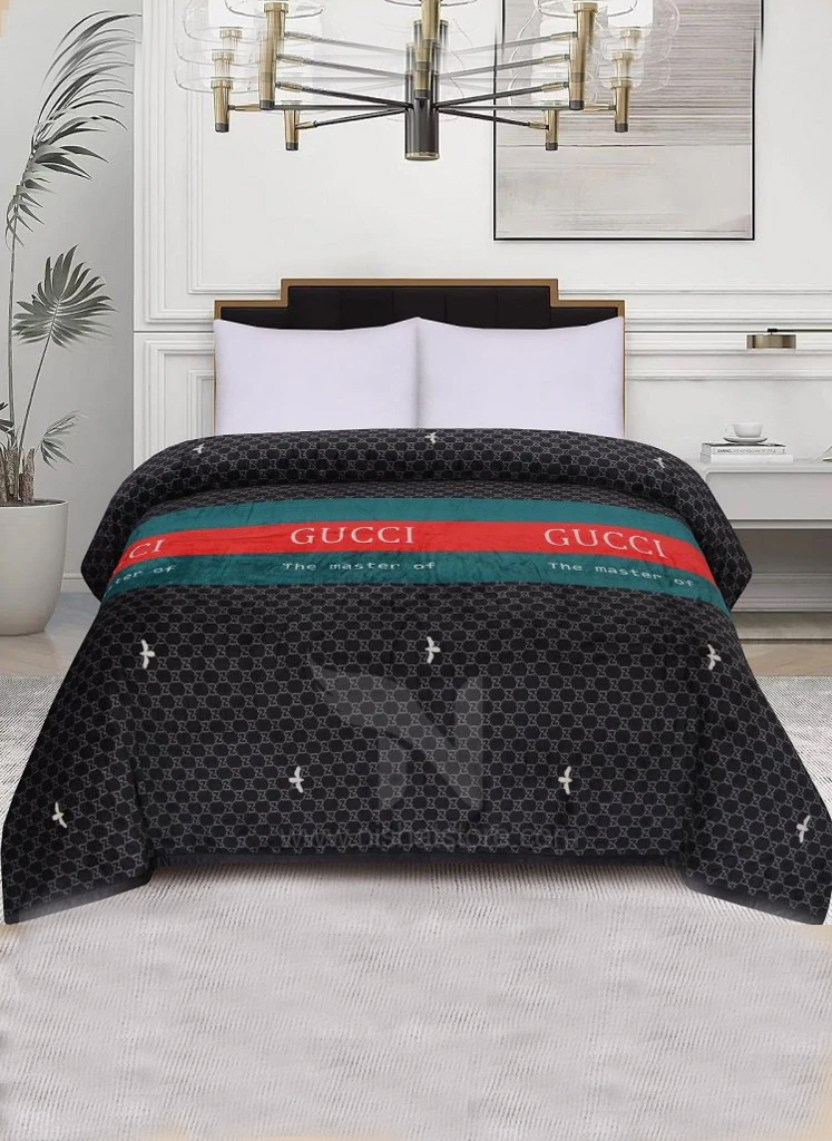 8 Gucci Ambassador Premium Printed Fleece Blankets - Image 1
