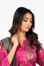 Alkaram Winter Khaddar 3pc - Image 4