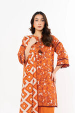 Alkaram Winter Khaddar 3pc - Image 4