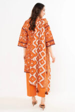 Alkaram Winter Khaddar 3pc - Image 3