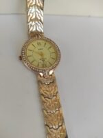 Ladie's Watch in Gold Tone Beautiful - Image 3